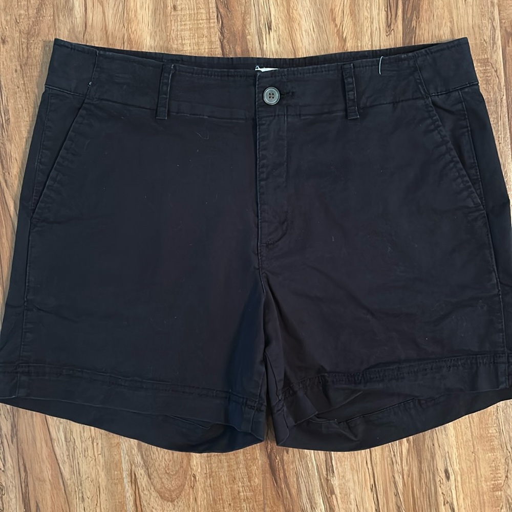 Ladies Gap shorts
